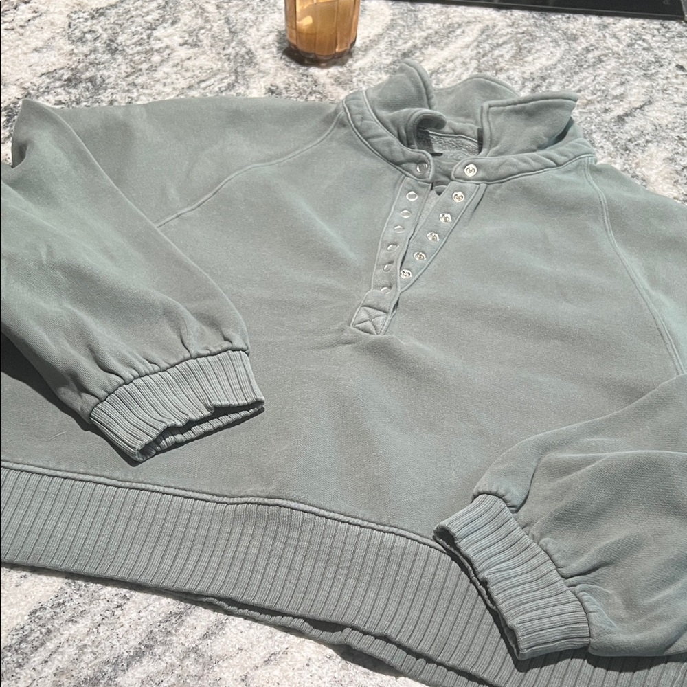 Aerie Green Sweatshirt cropped oversized S large